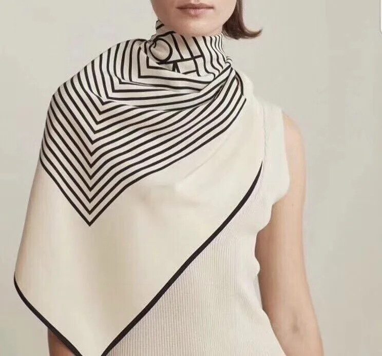 2019 new arrival spring autumn classic striped 100% pure silk scarf twill hand made roll 90*90 cm shawl wrap for women lady
2019 new arrival spring autumn classic striped 100% pure silk scarf twill hand made roll 90*90 cm shawl wrap for women lady