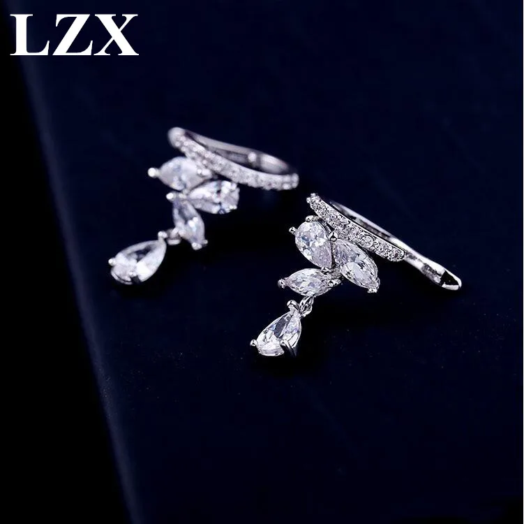 LZX Brand Trendy Cute Clip Earrings White Gold Color Cubic Zirconia Crystal Fashion Jackets Jewelry Brincos Bijoux Femme Gifts
LZX Brand Trendy Cute Clip Earrings White Gold Color Cubic Zirconia Crystal Fashion Jackets Jewelry Brincos Bijoux Femme Gifts