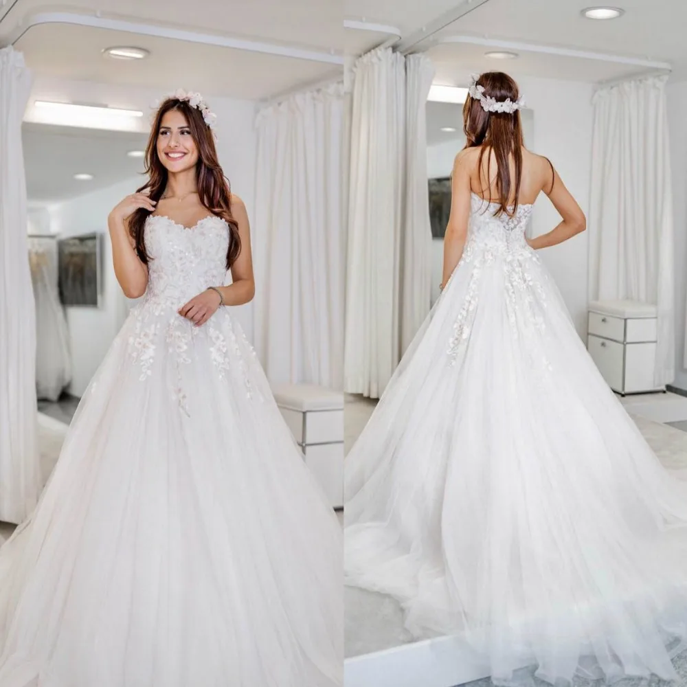 2019 Bohemian Wedding Dresses Sweetheart Backless Lace Appliques Bridal Gowns Custom Made Sweep Trian A Line Wedding Dress
2019 Bohemian Wedding Dresses Sweetheart Backless Lace Appliques Bridal Gowns Custom Made Sweep Trian A Line Wedding Dress