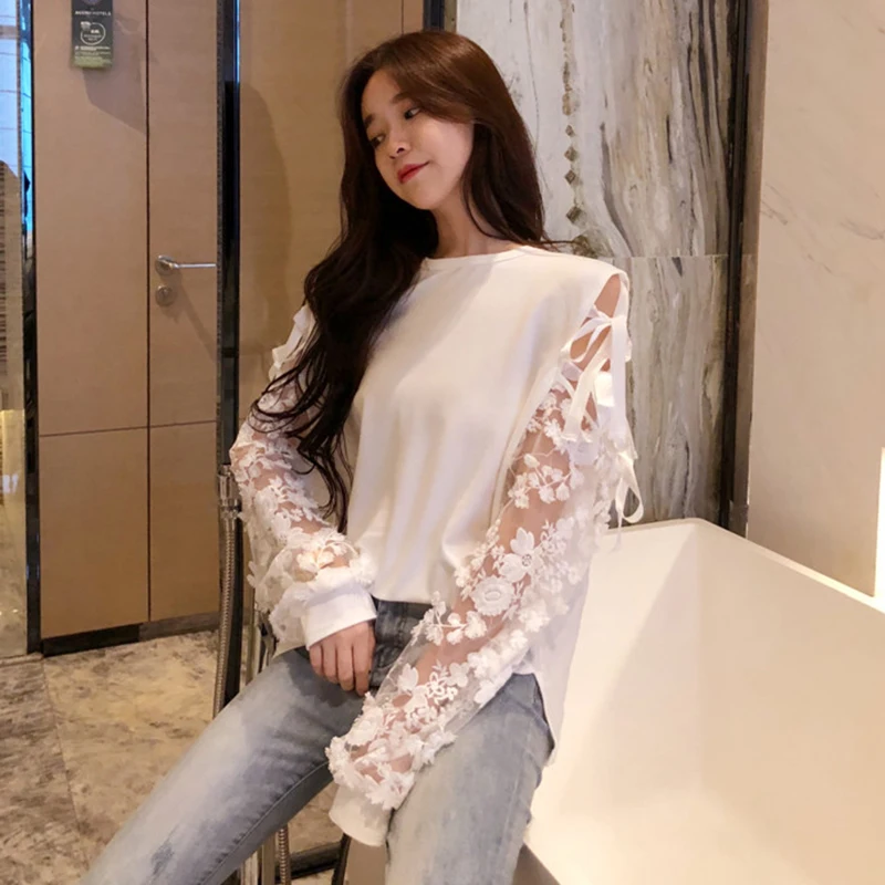 lace patchwork thin Hoodies Korean autumn style Women's Clothing loose white pullovers o-neck perspective Sweatshirts new
lace patchwork thin Hoodies Korean autumn style Women's Clothing loose white pullovers o-neck perspective Sweatshirts new