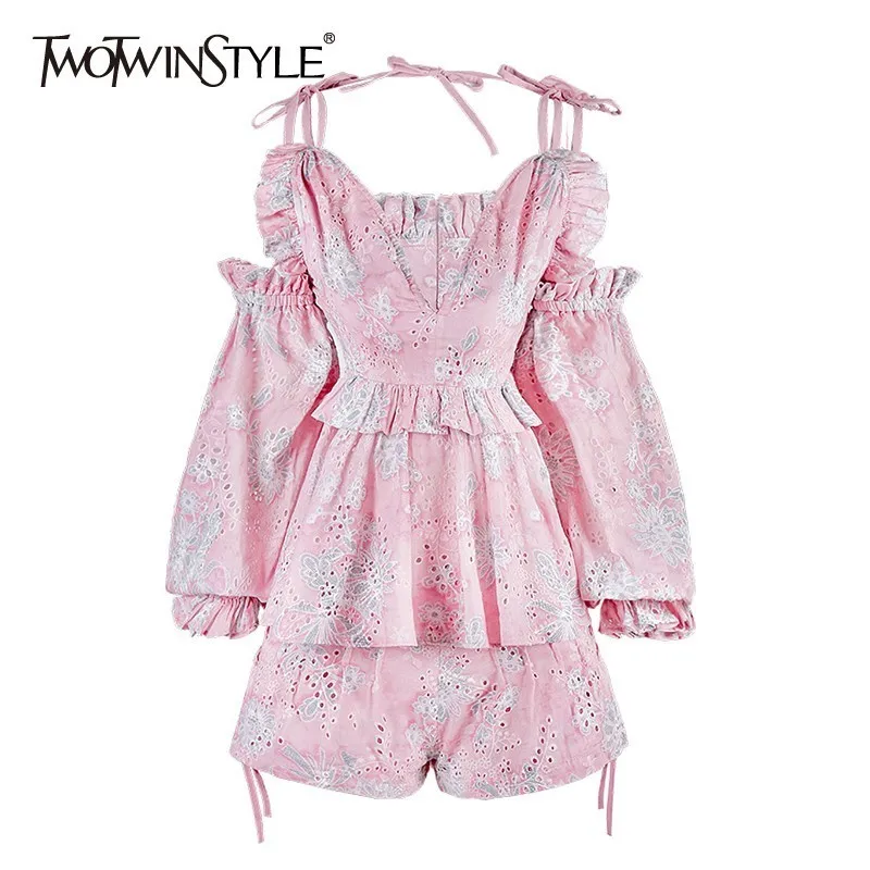 TWOTWINSTYLE Print Hollow Out Women Suit Off Shoulder V Neck Detachable Sleeve Tops High Waist Shorts Female Two Piece Set 2019
TWOTWINSTYLE Print Hollow Out Women Suit Off Shoulder V Neck Detachable Sleeve Tops High Waist Shorts Female Two Piece Set 2019