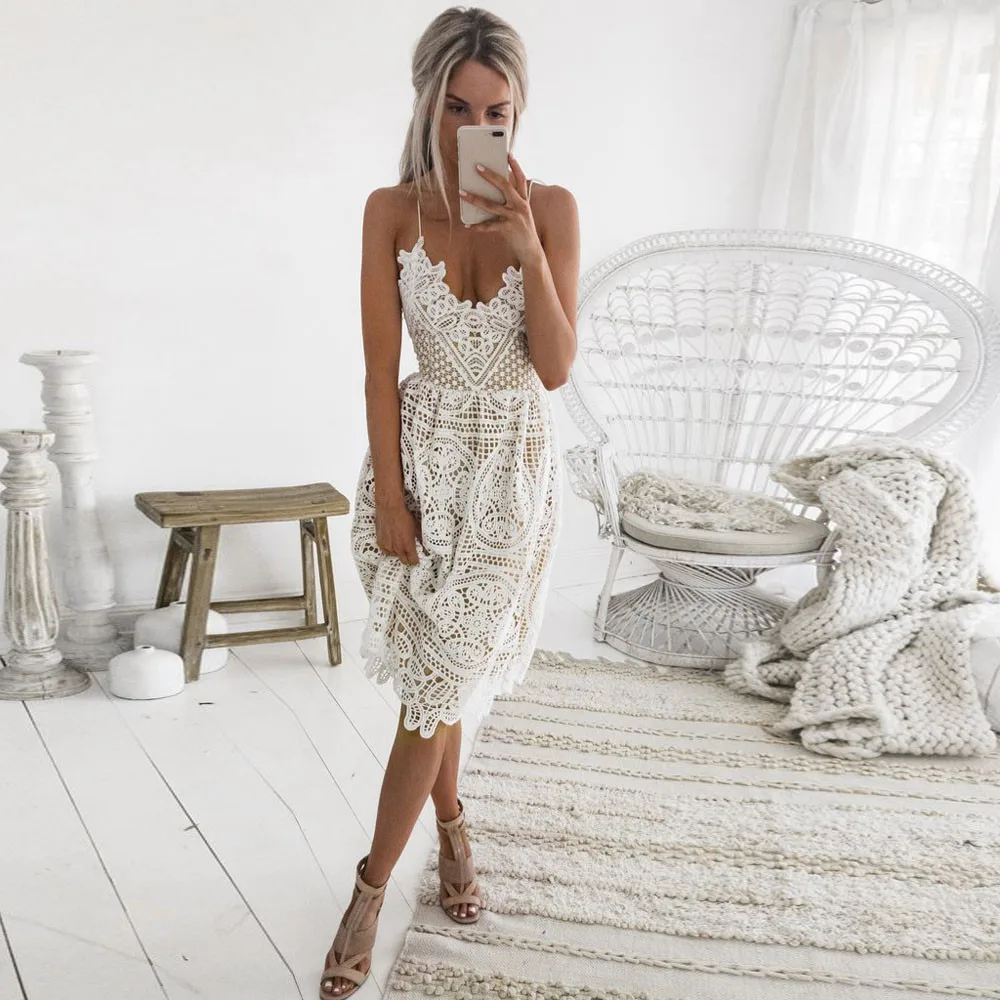 Cutout Sexy Lace Dress Ladies Open Back Dress Summer Nightclub Party Tight Sling Sleeveless Wrap Maxi Strapless Shoulder Dresses
Cutout Sexy Lace Dress Ladies Open Back Dress Summer Nightclub Party Tight Sling Sleeveless Wrap Maxi Strapless Shoulder Dresses