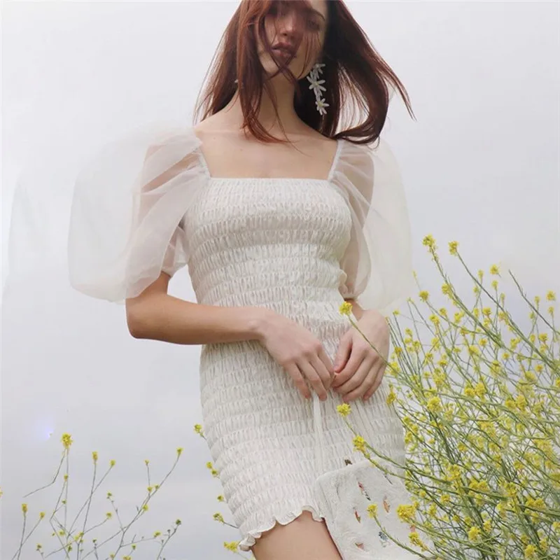 Puff Sleeve White Mesh Dress women Sweet Elastic bodycon Dress Square Collar vintage Backless mini dresses Sexy vestidos
Puff Sleeve White Mesh Dress women Sweet Elastic bodycon Dress Square Collar vintage Backless mini dresses Sexy vestidos