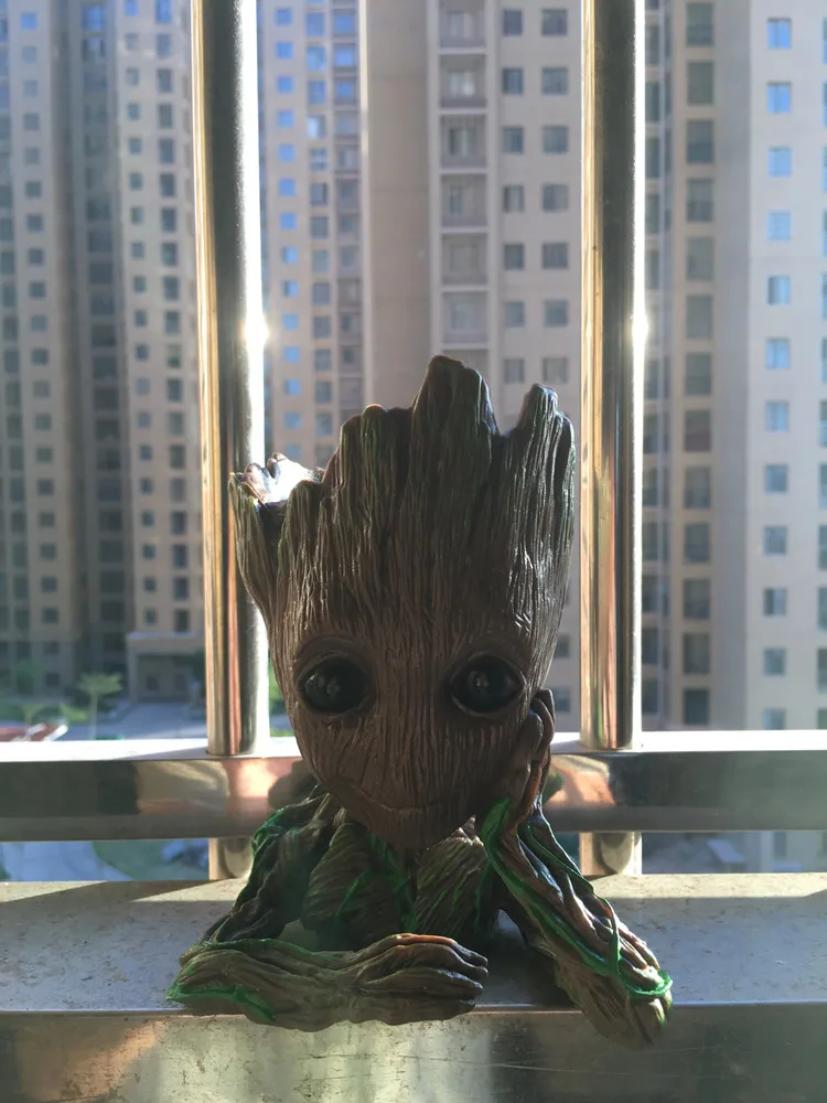 New Creative 3D Tree Man Baby Flowerpot Cute Toy Mini Pencil Box PVC the Avengers Hero Iron Man Model Car Ornaments Office Gifts
New Creative 3D Tree Man Baby Flowerpot Cute Toy Mini Pencil Box PVC the Avengers Hero Iron Man Model Car Ornaments Office Gifts