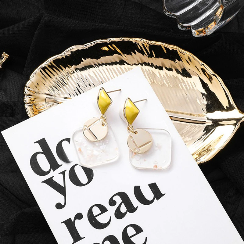 New Fashion Statement earrings kupe bayan Square round design geometric ladies earrings Hanging Dangle Earrings Drop Earing
New Fashion Statement earrings kupe bayan Square round design geometric ladies earrings Hanging Dangle Earrings Drop Earing