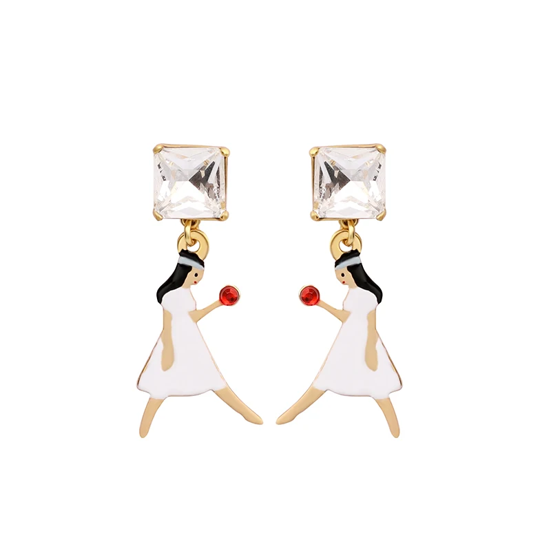 Juicy Grape Fairy Tale Series Enamel Snow Princess Earrings Personality Simple Zircon 925 Silver Needle Earrings
Juicy Grape Fairy Tale Series Enamel Snow Princess Earrings Personality Simple Zircon 925 Silver Needle Earrings
