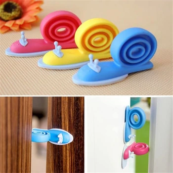 3PCS Baby Safety Door Stopper Protector For Baby Care Silicone Snail Animal Shaped Door Stopper Wedge Holder for Children Kids
3PCS Baby Safety Door Stopper Protector For Baby Care Silicone Snail Animal Shaped Door Stopper Wedge Holder for Children Kids