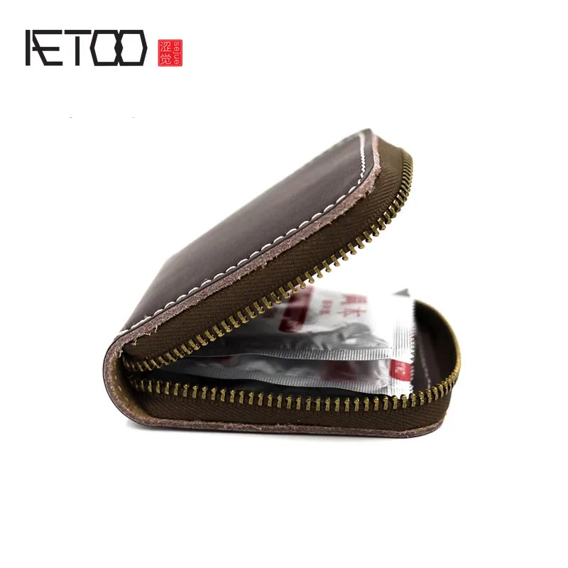 AETOO Original Handmade Cow Leather Men Small Condom Bag Holder Women Mini Coins Money Wallet Condom Wallet Male Coin Bag Purse
AETOO Original Handmade Cow Leather Men Small Condom Bag Holder Women Mini Coins Money Wallet Condom Wallet Male Coin Bag Purse