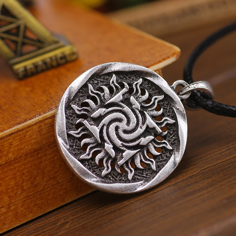 Znich amulet