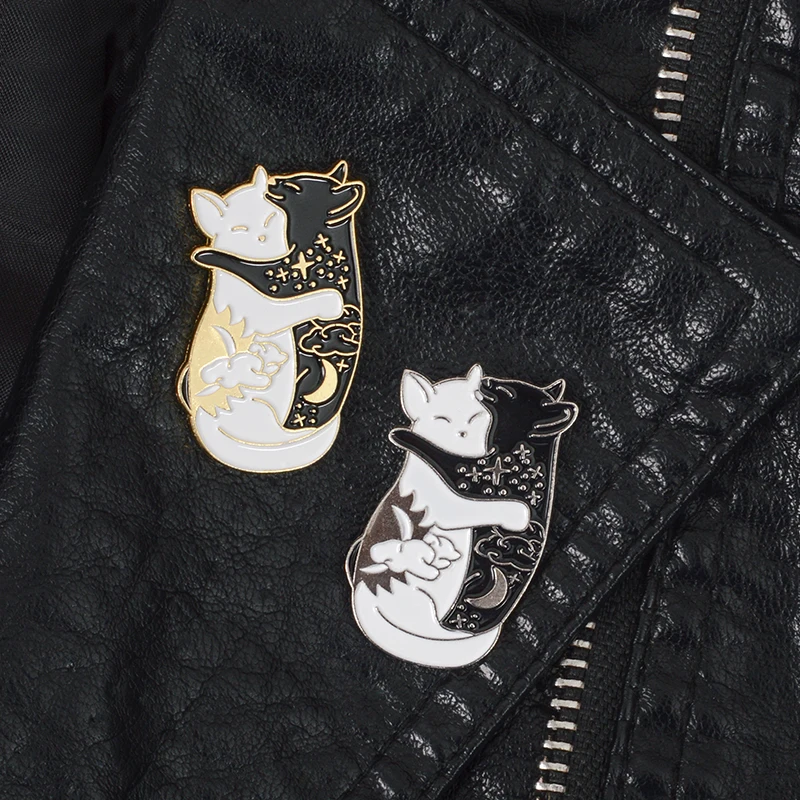 Set of 2 Hugging cats Brooches Badges Hard enamel pins Backpack Bag Hat Leather Jackets Fashion Accessory Cat jewelry
Set of 2 Hugging cats Brooches Badges Hard enamel pins Backpack Bag Hat Leather Jackets Fashion Accessory Cat jewelry