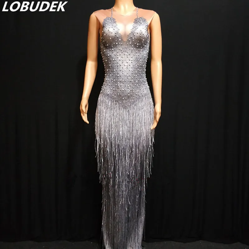 Sexy Gray Tassels Crystals Pearls Long Dress Women Birthday Party Elastic Skinny Dress Evening Performance Formal Stage Costumes
Sexy Gray Tassels Crystals Pearls Long Dress Women Birthday Party Elastic Skinny Dress Evening Performance Formal Stage Costumes