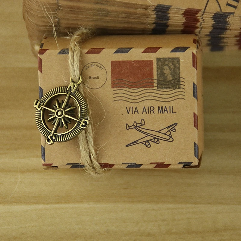 Wedding decoration Vintage Via Air Mail Global Brown Paper Candy Box with Metal Compass Global envelope Cake Box Linen Wraps DIY
Wedding decoration Vintage Via Air Mail Global Brown Paper Candy Box with Metal Compass Global envelope Cake Box Linen Wraps DIY