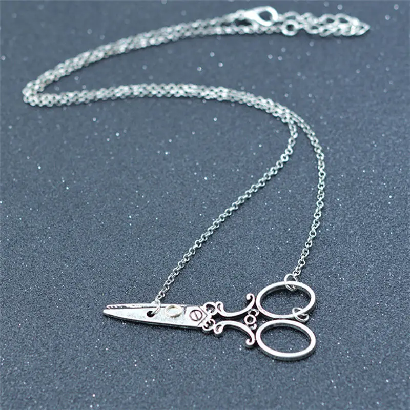 Hot Sale Style Retro Scissors Pendant Chokers Necklaces Antique Silver Women Trendy Jewelry BAO903
Hot Sale Style Retro Scissors Pendant Chokers Necklaces Antique Silver Women Trendy Jewelry BAO903