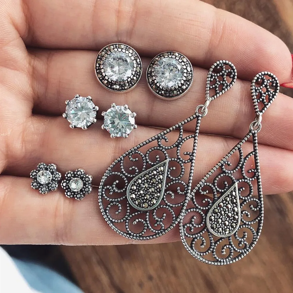 Bohemian Stud Earring Set Boho Green Black Crystal Droplet Opals Earrings for Women Fashion Party Jewelry Gifts
Bohemian Stud Earring Set Boho Green Black Crystal Droplet Opals Earrings for Women Fashion Party Jewelry Gifts