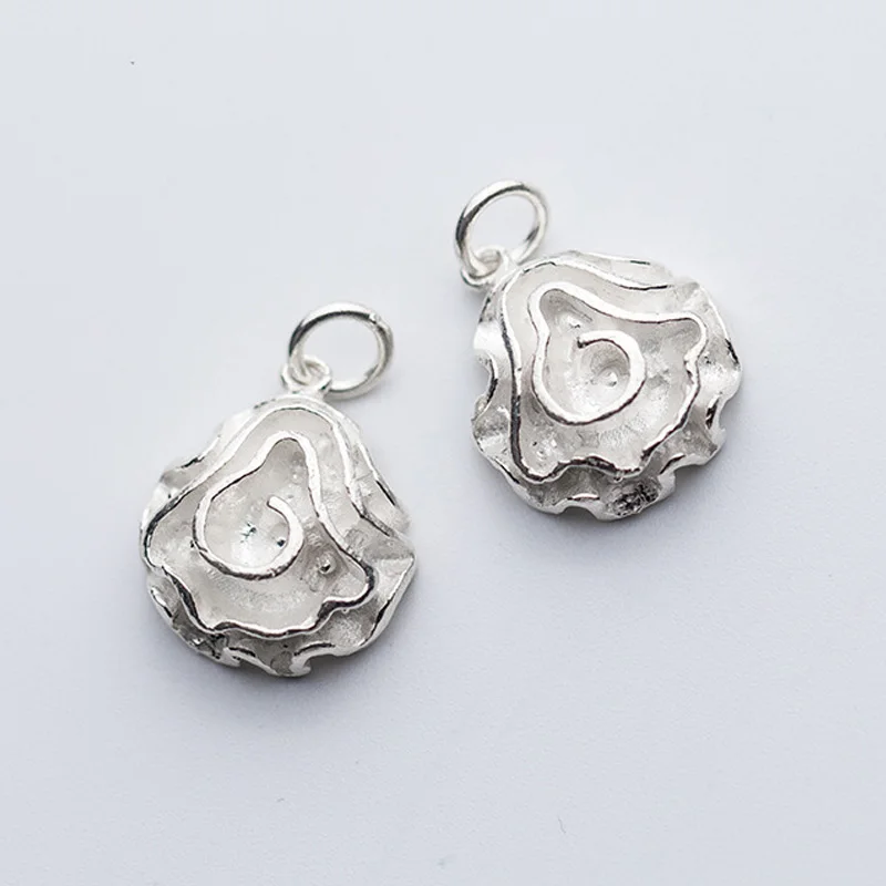 925 Sterling Silver Craftwork Carved Lovely Cubic Flower Charms 14x17mm Ornament Silver Pendants Accessories DIY Women Jewelrys
925 Sterling Silver Craftwork Carved Lovely Cubic Flower Charms 14x17mm Ornament Silver Pendants Accessories DIY Women Jewelrys
