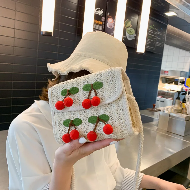 Women Cherry Flap Straw Bags Summer Style Women Handbags Bohemian Rattan Crossbody Bags Handmade Woven Beach Circular Bags
Women Cherry Flap Straw Bags Summer Style Women Handbags Bohemian Rattan Crossbody Bags Handmade Woven Beach Circular Bags