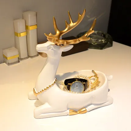 Creative Nordic decorative living room deer decoration home accessories door key cabinet porch key storage box
Creative Nordic decorative living room deer decoration home accessories door key cabinet porch key storage box