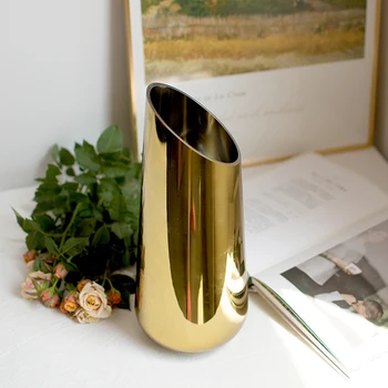 Europe Luxurious gold-plated glass vase beveled mouth large vases tabletop art vase Ornament fashion home wedding decoration
Europe Luxurious gold-plated glass vase beveled mouth large vases tabletop art vase Ornament fashion home wedding decoration