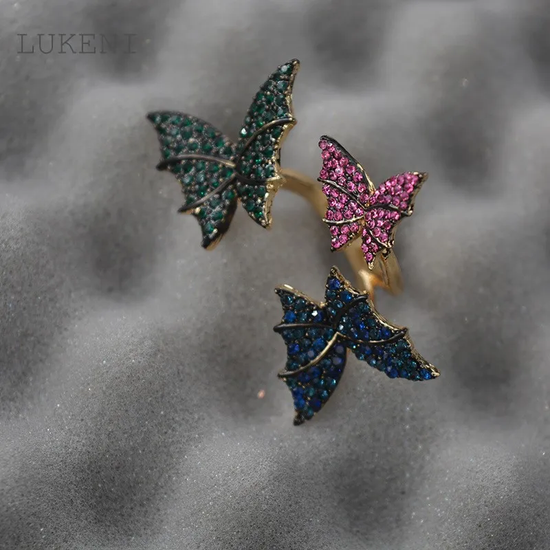 LUKENI New Arrival Nationality Wind Butterfly Crystal Rose Flowers The Adjustment Ring Opening Rings For Women Fashion Jewelry
LUKENI New Arrival Nationality Wind Butterfly Crystal Rose Flowers The Adjustment Ring Opening Rings For Women Fashion Jewelry