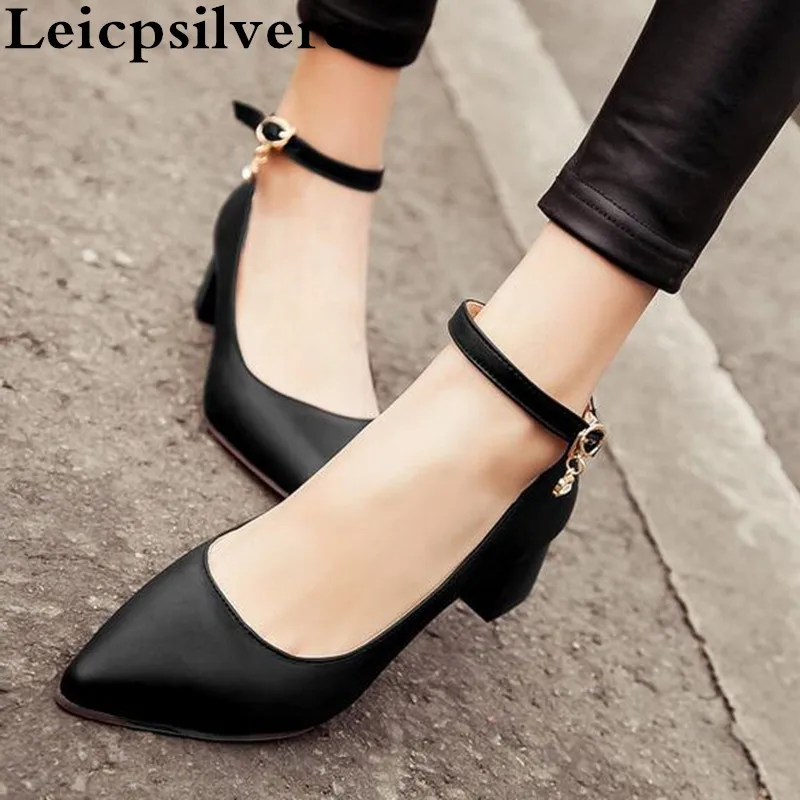 Spring new mid heeled and pointed buckle working fashion ladies high heeled leather women shoes
Spring new mid heeled and pointed buckle working fashion ladies high heeled leather women shoes