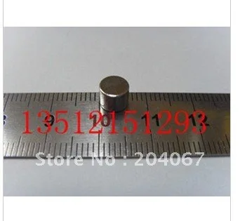 N35 NdFeB 6x6 strong magnet permanent magnet 6*6 strong magnetic magnets size 6mm x 6mm circle 50pcs/lot 
N35 NdFeB 6x6 strong magnet permanent magnet 6*6 strong magnetic magnets size 6mm x 6mm circle 50pcs/lot