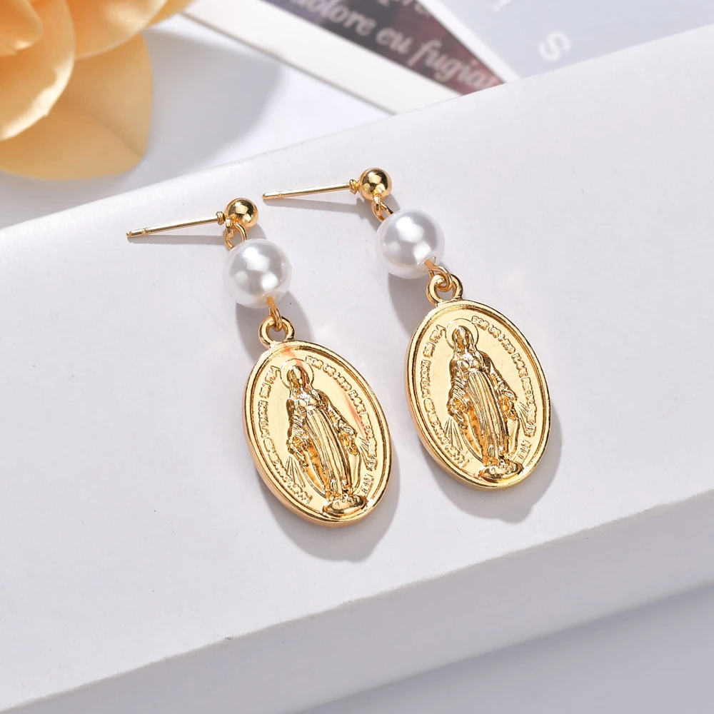 2019 Korea Earrings Pearl Retro Earrings Matte Metal Geometric Head Portrait Earrings Exaggerated For Women Boho Summer Earrings
2019 Korea Earrings Pearl Retro Earrings Matte Metal Geometric Head Portrait Earrings Exaggerated For Women Boho Summer Earrings