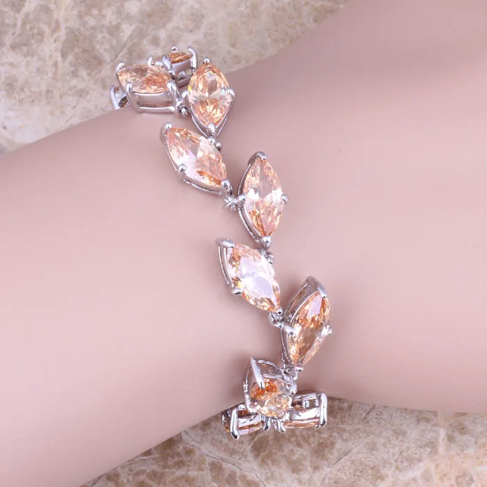 Alluring Champagne Morganite 925 Sterling Silver Link Chain Bracelet 7 - 8 inch S0826 
Alluring Champagne Morganite 925 Sterling Silver Link Chain Bracelet 7 - 8 inch S0826