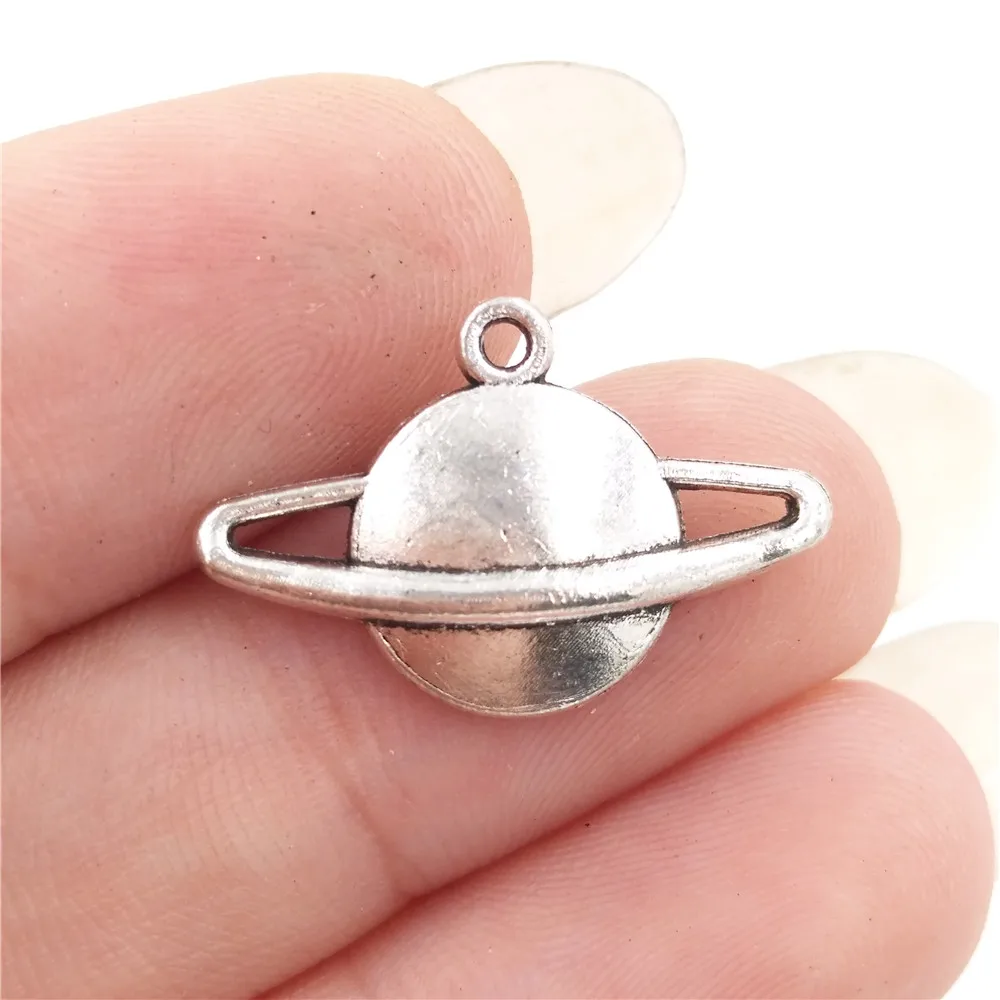 

BULK 30 Zinc Alloy Saturn Planet Charms Antique Silver Plated 20*13mm 0.8g