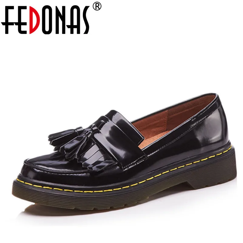 FEDONAS Retro Women Genuine Leather Shoes Woman Thick Heels Tassels Round Toe Pumps Punk Vintage Night Club Black Shoes New
FEDONAS Retro Women Genuine Leather Shoes Woman Thick Heels Tassels Round Toe Pumps Punk Vintage Night Club Black Shoes New