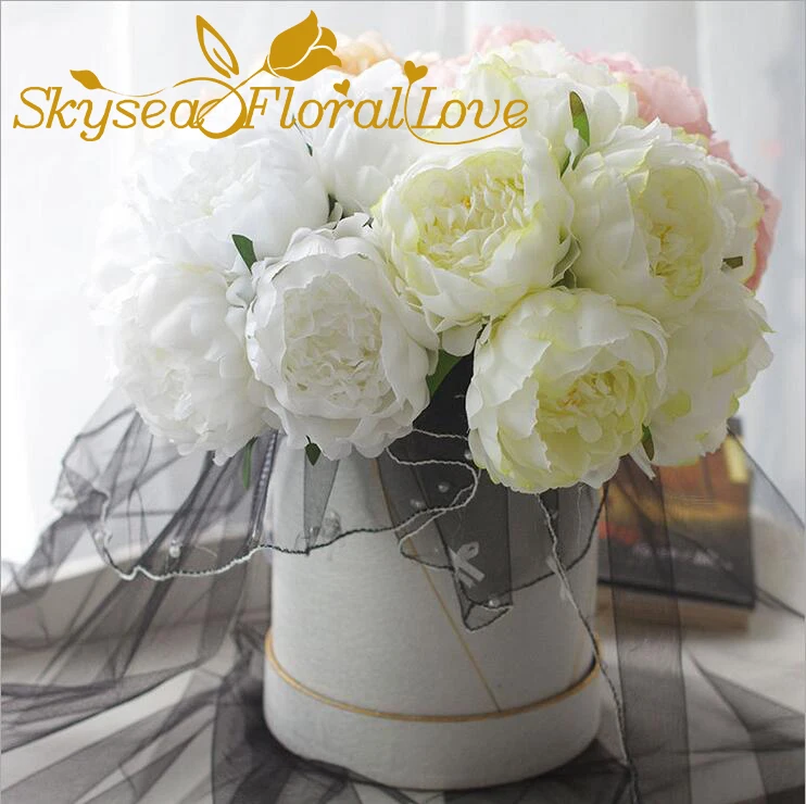 High quality artificial flower bouquet 6 Pcs/Lot 35cm Length 13 colors silk peony real touch wedding flowers bride bouquet
High quality artificial flower bouquet 6 Pcs/Lot 35cm Length 13 colors silk peony real touch wedding flowers bride bouquet