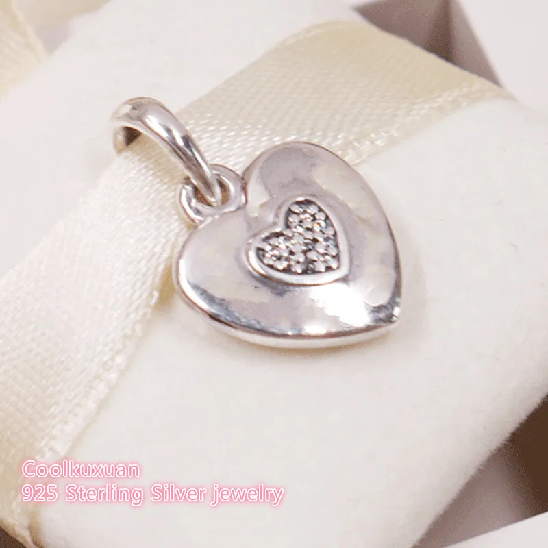 2018 Autumn 100% 925 Sterling Silver brand logo Heart Pendant, Clear CZ Beads Fit Original Pandora Charms Bracelet DIY jewelry
2018 Autumn 100% 925 Sterling Silver brand logo Heart Pendant, Clear CZ Beads Fit Original Pandora Charms Bracelet DIY jewelry