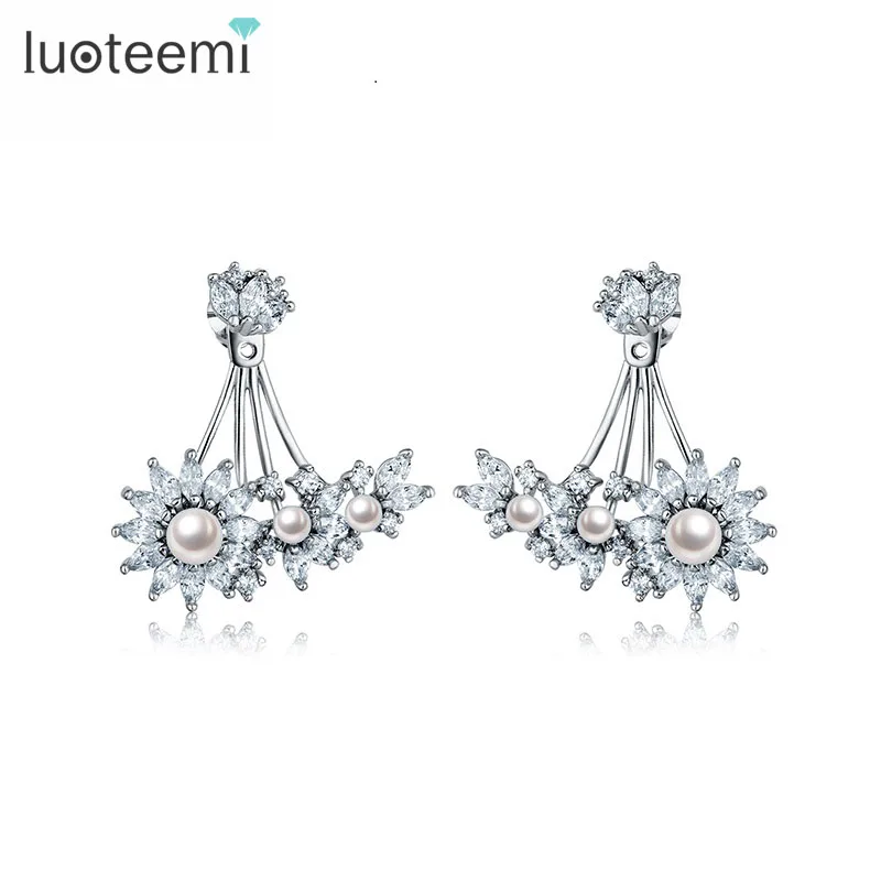 LUOTEEMI Lovely Flower Korea Imitation Pearl Crystal Cubic Zirconia Stud Earrings for Women Girl Vintage Jewelry Accessory
LUOTEEMI Lovely Flower Korea Imitation Pearl Crystal Cubic Zirconia Stud Earrings for Women Girl Vintage Jewelry Accessory
