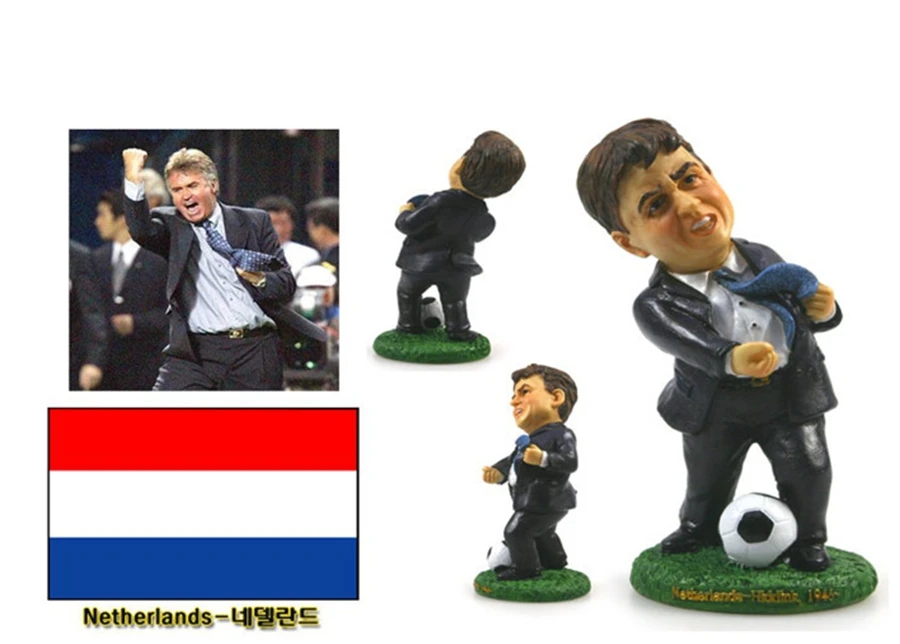 

Hot Sale Hus Hiddink, Holland Creative Resin Crafts World Celebrity Statue Tourism Souvenir Gifts Collection Home Decortion