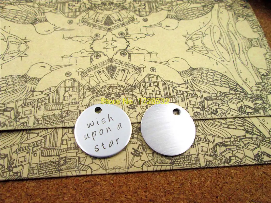 20pcs--20mm stainless steel circle round " upon a star"one side DIY Charms Pendants
20pcs--20mm stainless steel circle round " upon a star"one side DIY Charms Pendants