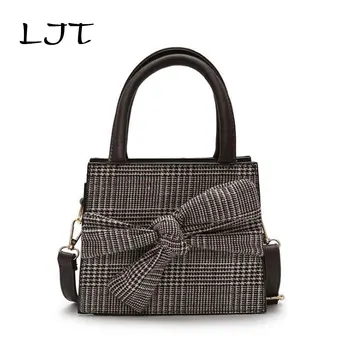 LJT Luxury Women Handbags Purse Female Vintage Crossbody Lattice Mini Bags for Women 2019 Famous Brands Designer Bow Tote Bag
LJT Luxury Women Handbags Purse Female Vintage Crossbody Lattice Mini Bags for Women 2019 Famous Brands Designer Bow Tote Bag