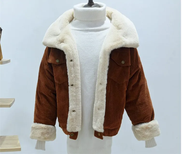 

2018 Winter New Loose Women Lambswool Jacket Fashion Thick Corduroy Coat Ladies Cute Warm Short Parka Outerwear