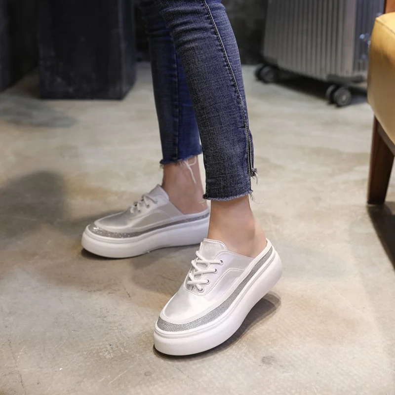 SAILING LU Women Shoes Solid Lace-up Oxfords Spring 2019 New Soft PU Leather Causal Slip-on British Style Female Slipper XWD6957
SAILING LU Women Shoes Solid Lace-up Oxfords Spring 2019 New Soft PU Leather Causal Slip-on British Style Female Slipper XWD6957