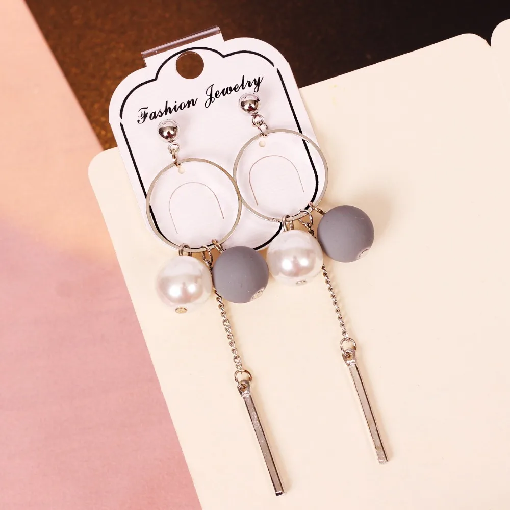 circle with geometry Imitation Pearl gray beads tassel dangle Earrings For women Anti allergy zinc alloy earings fashion jewelry
circle with geometry Imitation Pearl gray beads tassel dangle Earrings For women Anti allergy zinc alloy earings fashion jewelry