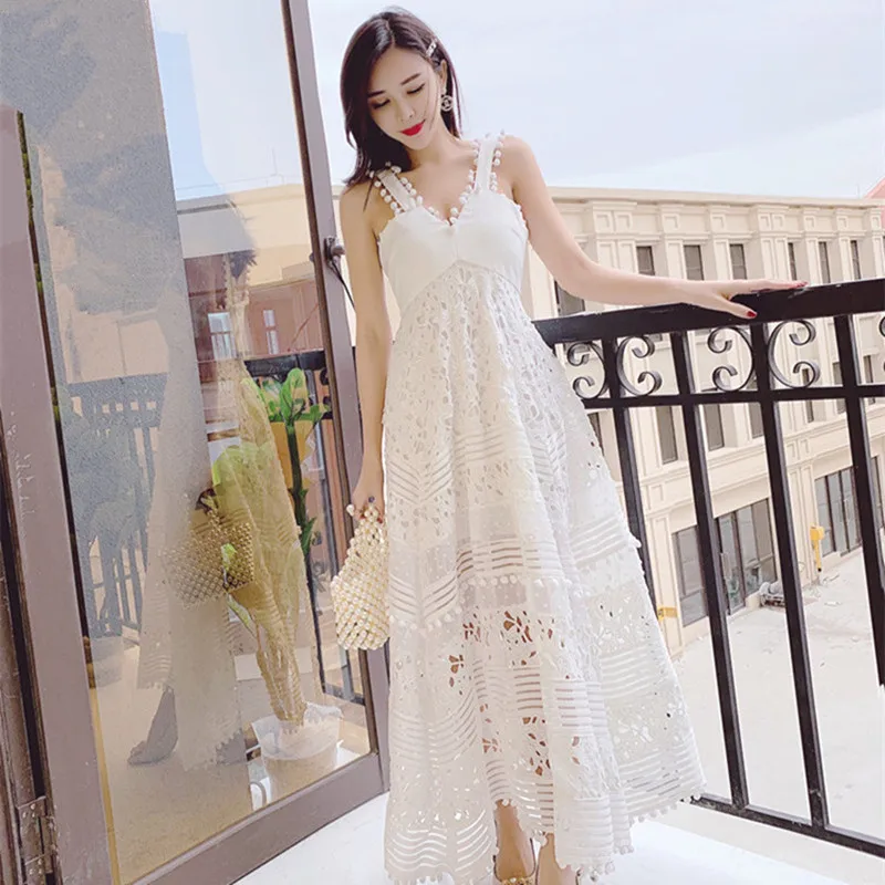 BLLOCUE New 2019 Summer Women Runway High-end Elegant White Sexy Sling Dress Hollow Embroidery Lace Splice Beach Dress
BLLOCUE New 2019 Summer Women Runway High-end Elegant White Sexy Sling Dress Hollow Embroidery Lace Splice Beach Dress
