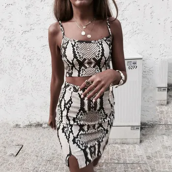 Fashion 2 piece set women Snake Print Sleeveless Crop Camis Top Open Fork Mini Skirt Suits set conjuntos de mujer
Fashion 2 piece set women Snake Print Sleeveless Crop Camis Top Open Fork Mini Skirt Suits set conjuntos de mujer