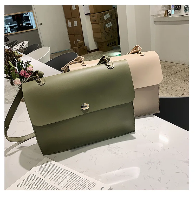 Big bag female 2019 spring new wave simple fashion handbag Korean version of the wild shoulder bag casual bag
Big bag female 2019 spring new wave simple fashion handbag Korean version of the wild shoulder bag casual bag