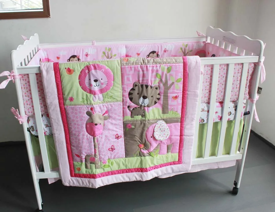 Promotion! 7PCS embroidery Baby cradle bedding set cunas crib Quilt Sheet ,include(bumper+duvet+bed cover+bed skirt)
Promotion! 7PCS embroidery Baby cradle bedding set cunas crib Quilt Sheet ,include(bumper+duvet+bed cover+bed skirt)