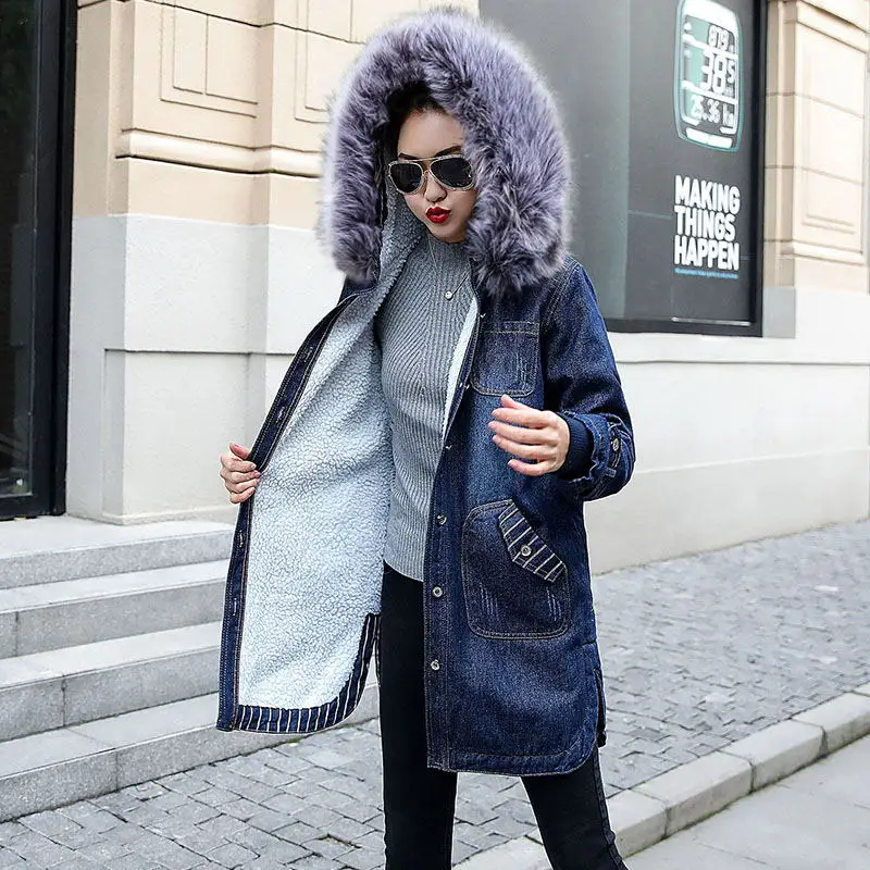 Warm Winter Female Jacket New 2019 European Style Hooded Long Coat Female Warm Wool Lining Denim jacket for women casaco feminin
Warm Winter Female Jacket New 2019 European Style Hooded Long Coat Female Warm Wool Lining Denim jacket for women casaco feminin