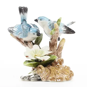 European small ceramic handicrafts ceramics Home Furnishing festive crafts decor hand wedding cutting dies home
European small ceramic handicrafts ceramics Home Furnishing festive crafts decor hand wedding cutting dies home
