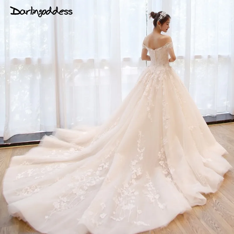 Darlingoddess Vestido De Noiva Royal Train Sweetheart Ball Gown Wedding Dresses 2018 Appliques Flowers Vintage Lace Bride Gowns
Darlingoddess Vestido De Noiva Royal Train Sweetheart Ball Gown Wedding Dresses 2018 Appliques Flowers Vintage Lace Bride Gowns