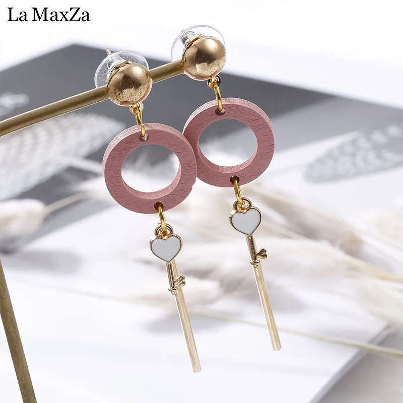 Natural Wood Drop Earrings for Women Ethnic Fashion Statement Pink Circle Metal Strip Key Dangle Earring Girls Jewelry Gift
Natural Wood Drop Earrings for Women Ethnic Fashion Statement Pink Circle Metal Strip Key Dangle Earring Girls Jewelry Gift