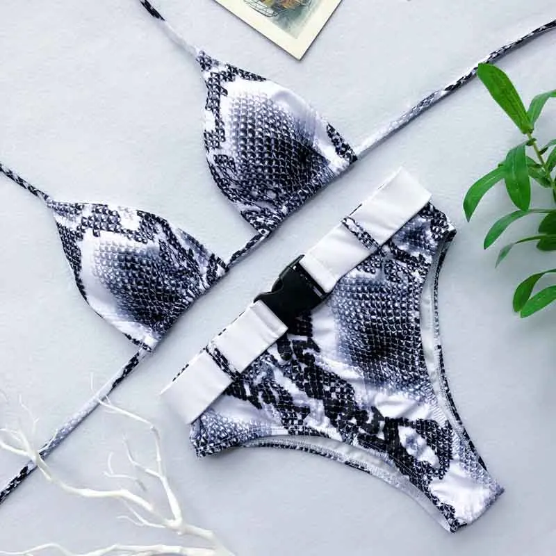 Bikini Push Up Bikini 2020 Mujer Leopard Swimsuit Woman Swimwear Women Button High Waist Bathing Suit Swimming Suit For Women
Bikini Push Up Bikini 2020 Mujer Leopard Swimsuit Woman Swimwear Women Button High Waist Bathing Suit Swimming Suit For Women