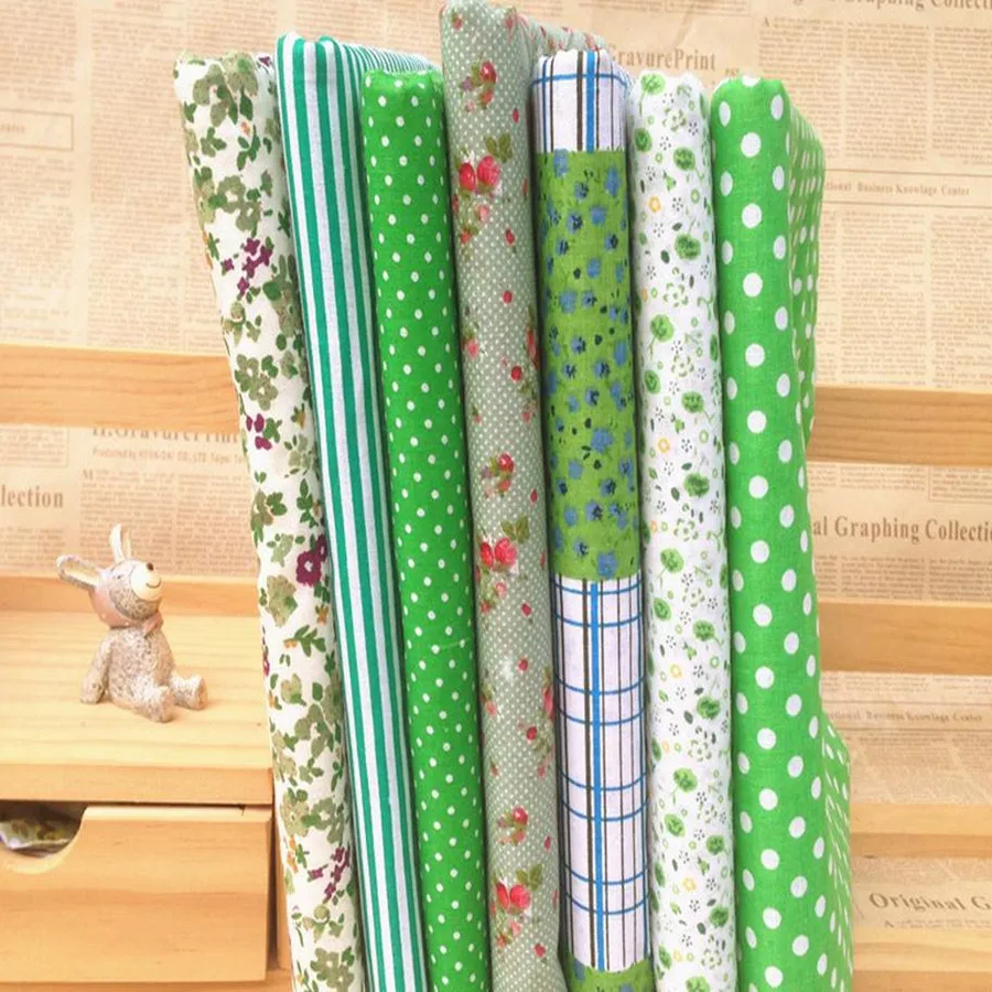 7pcs 25*25cm New arrive Green floral dot 100% Cotton Fabric Sewing Tilda Doll Cloth DIY Quilting Patchwork Tissue Textile
7pcs 25*25cm New arrive Green floral dot 100% Cotton Fabric Sewing Tilda Doll Cloth DIY Quilting Patchwork Tissue Textile