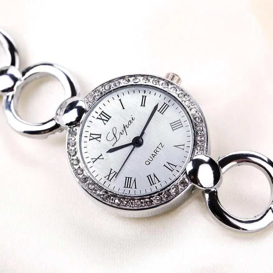 Femmes Montres 2018 hot selling fashion luxury women's alloy Rhinestone wrist watch stylish elegant lady dress watches bracelet
Femmes Montres 2018 hot selling fashion luxury women's alloy Rhinestone wrist watch stylish elegant lady dress watches bracelet