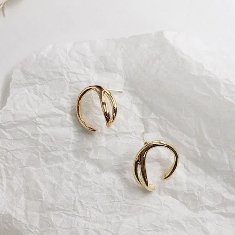 Vintage Gold Geometric Stud Earrings Women Accessories Minimalist Half Moon Small C Studs Earrings Fashion Jewelry
Vintage Gold Geometric Stud Earrings Women Accessories Minimalist Half Moon Small C Studs Earrings Fashion Jewelry